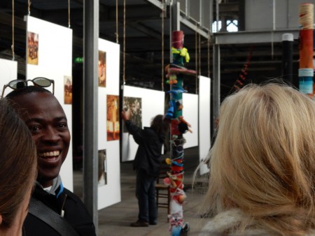 Marcel Pinas voor het palenproject